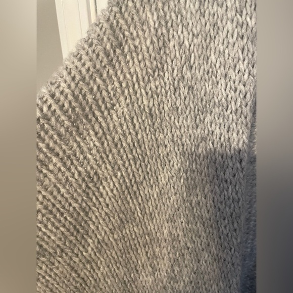 Aerie Knit Poncho - Picture 4 of 7